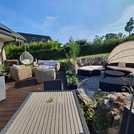 Holiday home Villenartiges Haus Nahe Grebin